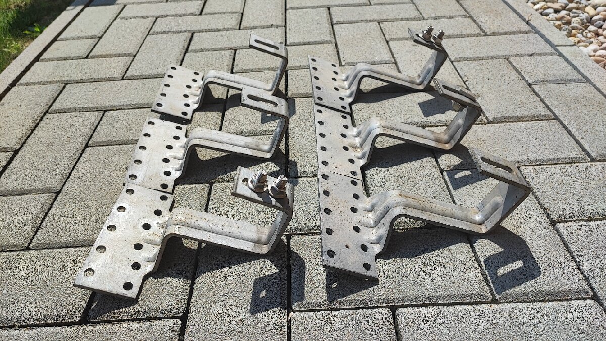 Střešní háky pod tašku na FVE panely