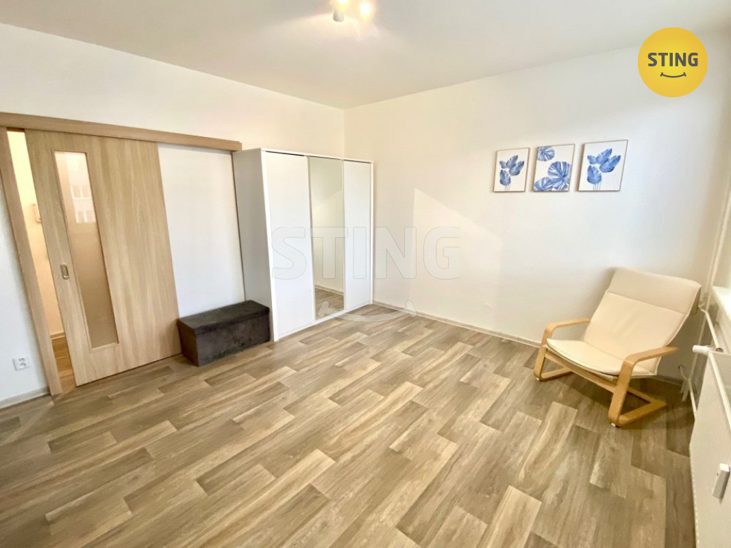 Pronájem bytu 2+1 Opava, 134085