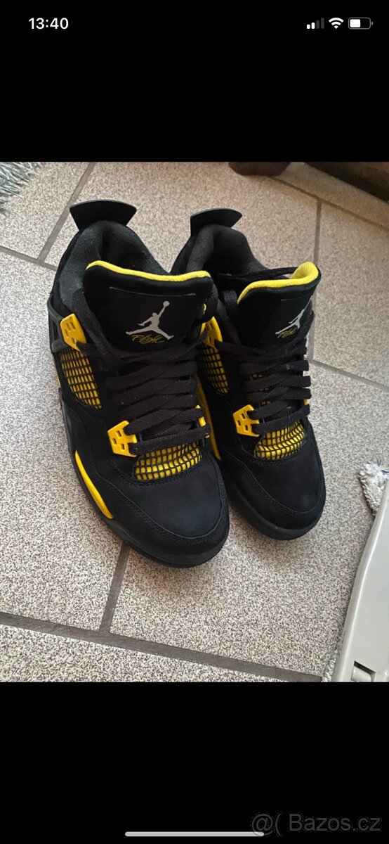 Jordan 4 Retro Thunder 38