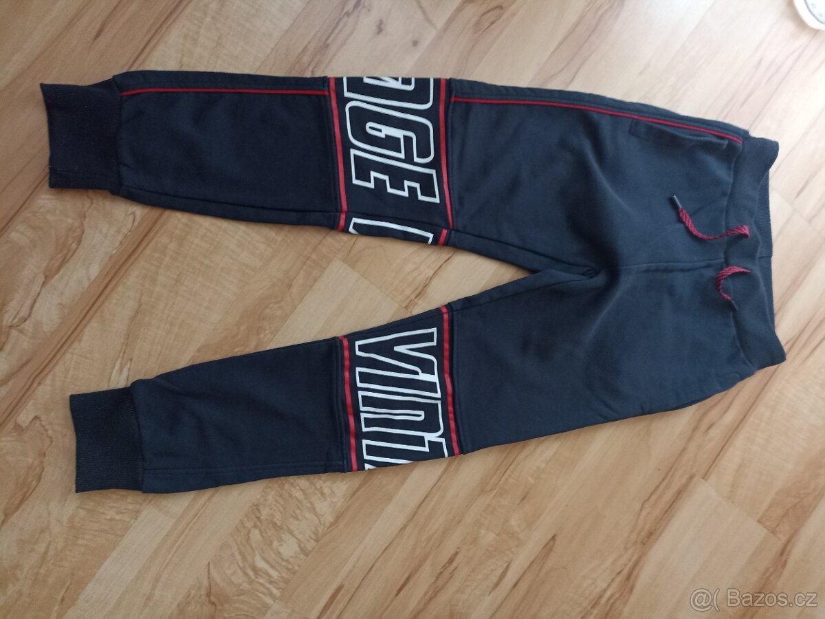 Tepláky Grace v. 152