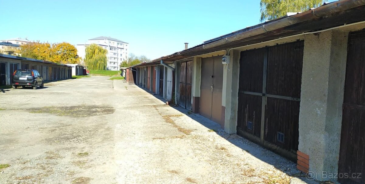 GARÁŽ NA PRODEJ V HULÍNĚ