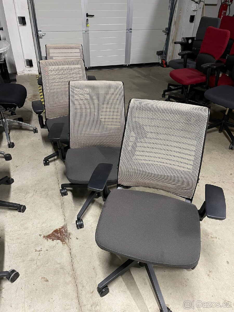 Kancelářské židle Steelcase