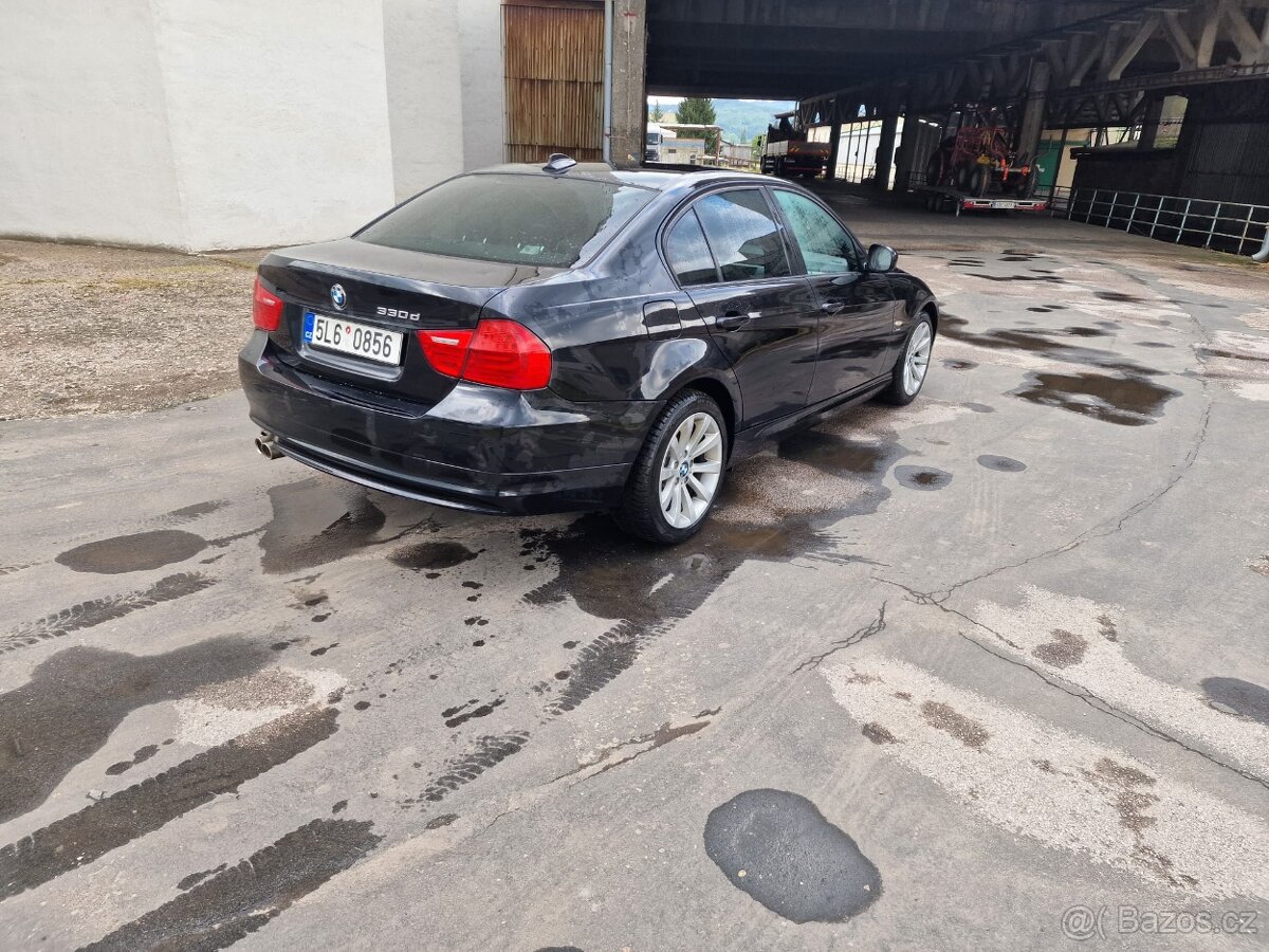 BMW E90 Lci facelift, 330D X-drive