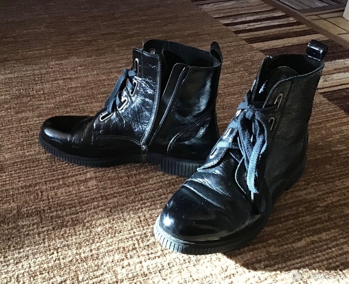 Dámské (dívčí) kotníkové boty vel. 38