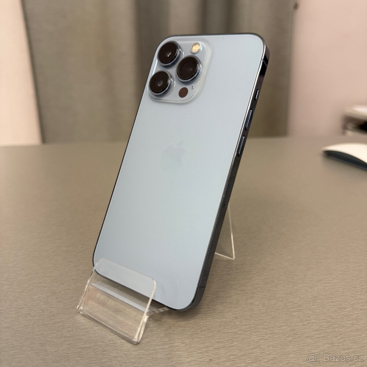 iPhone 13 Pro 256GB, pěkný stav, 12 měsíců záruka