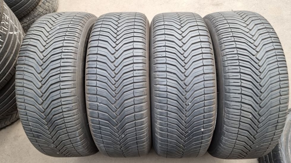 Letní pneu 225/55/17 Michelin