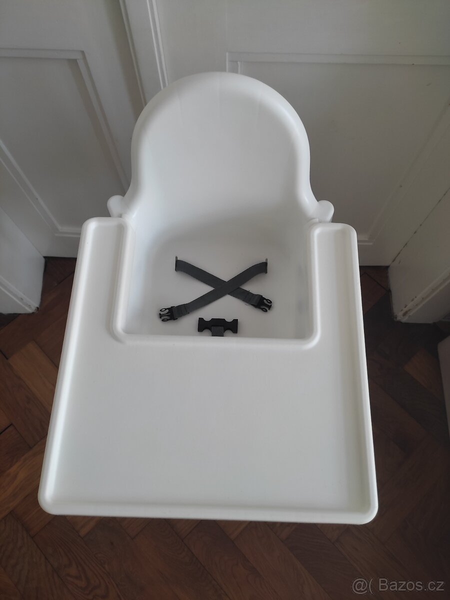 dětská jídelní židlička