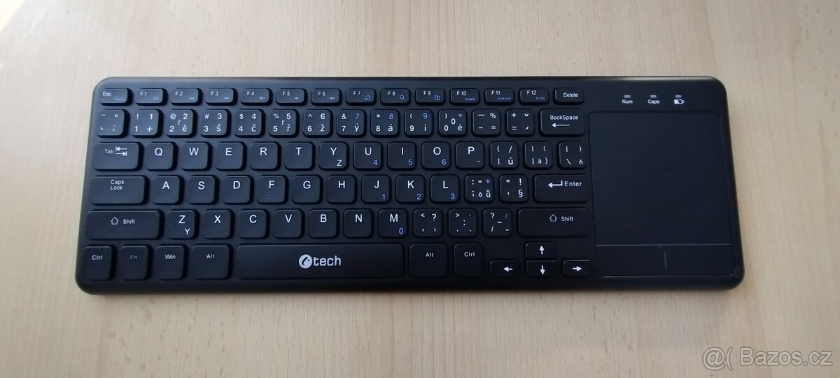 bezdrátová klávesnice s touchpad C-tech