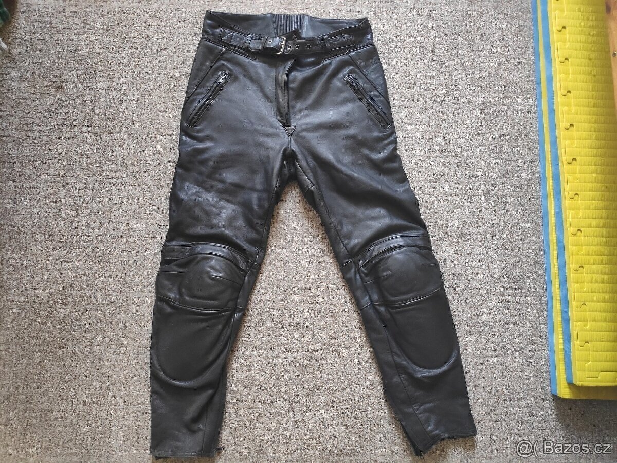 Kožené moto kalhoty 44