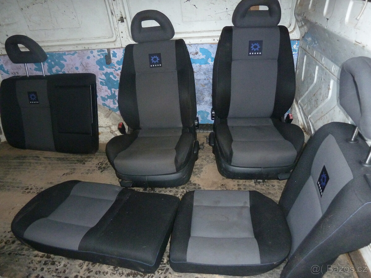 VW Bora,Golf,Toledo,Octavia 1,sport sedačky ne Recaro prodám