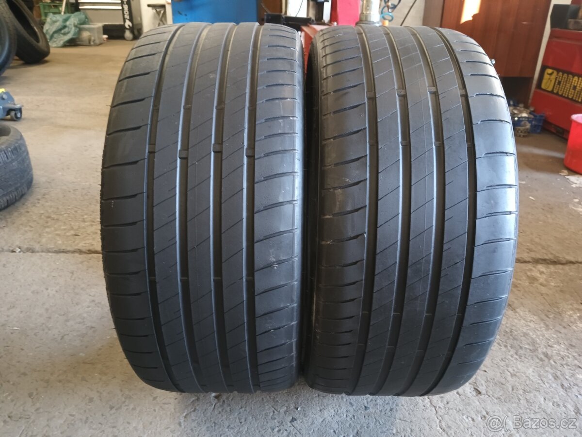 2xletní pneu 235/35/19.Bridgestone.