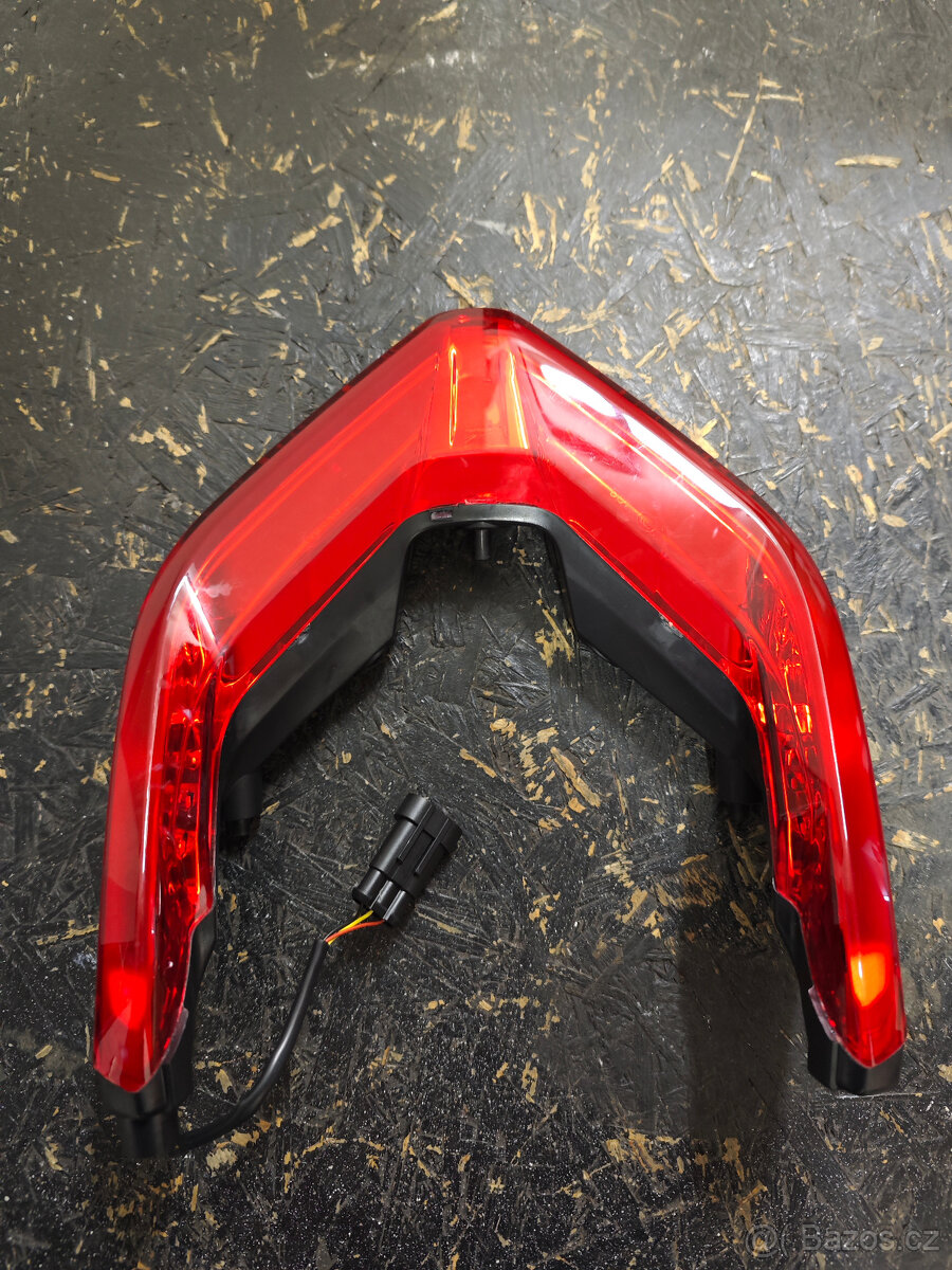 Ducati Panigale V2 52510693A zadní světlo