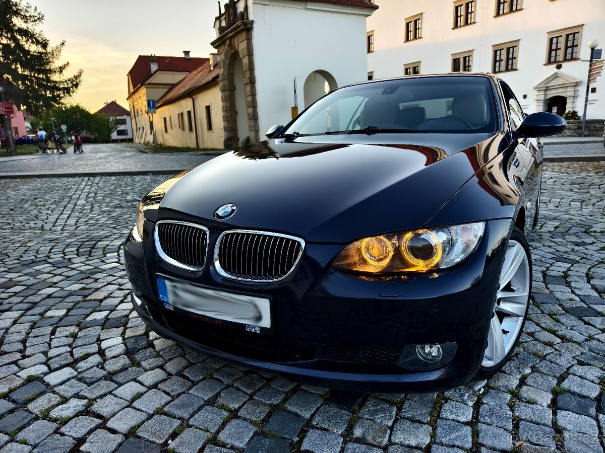 Kabriolet BMW 335i e93 2007 modro černá barva