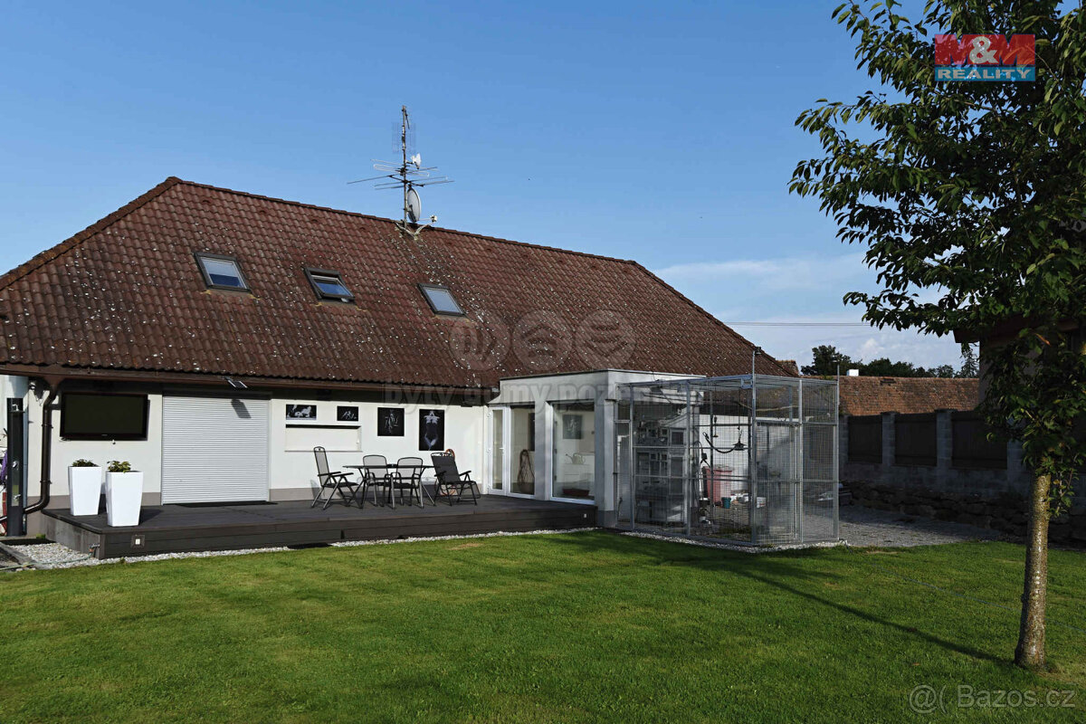 Prodej rodinného domu, 657 m², Pracejovice