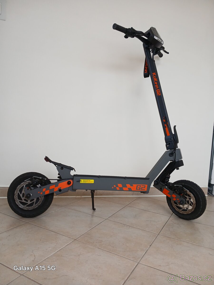 Elektrokoloběžka Kukirin G2