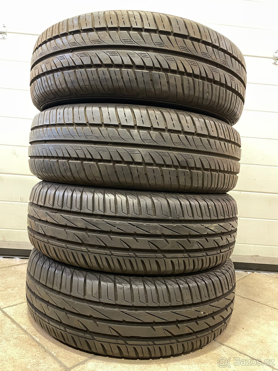 Semperit Comfort 195/65 R15 91V 4Ks letní pneumatiky