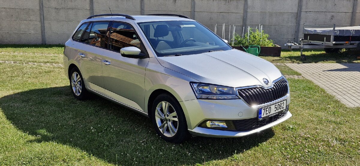 Škoda Fabia 1.0Tsi 70kw Ambiente Tour