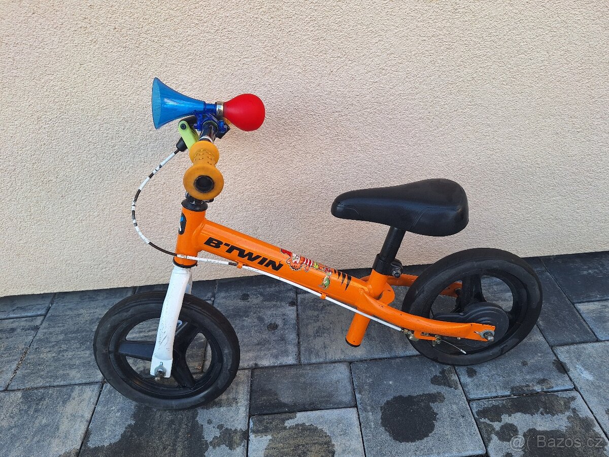 Dětské odrážedlo BTWIN