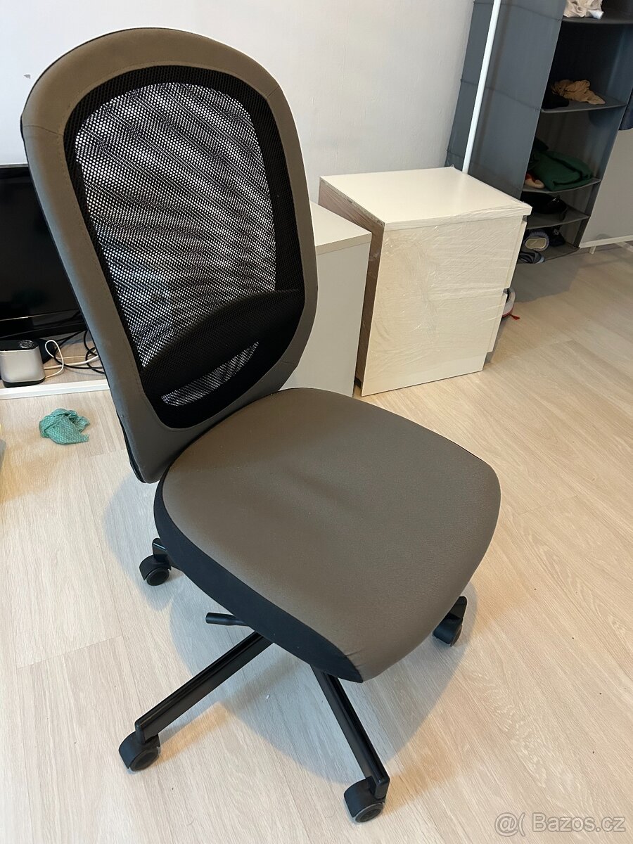 Židle k počítači