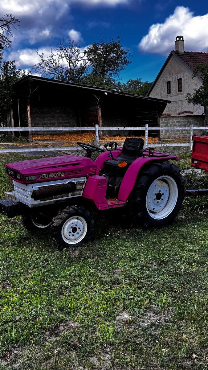 Malotraktor Kubota B1600
