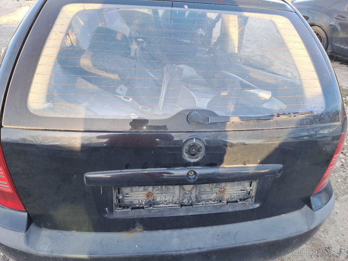 5VRATA oktavia kombi combi barva 9910 viz foto
