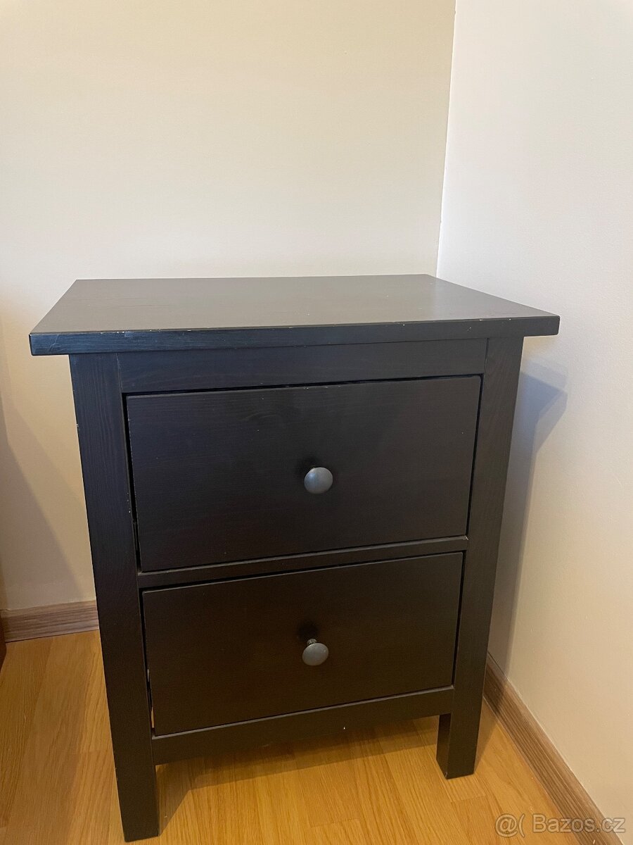 Hemnes Ikea komoda se 2 zásuvkami