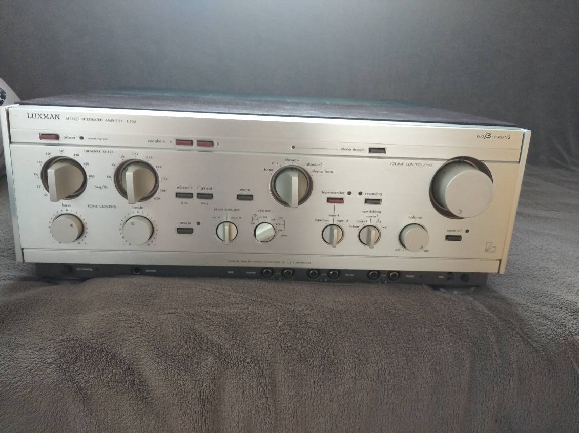 Luxman L550