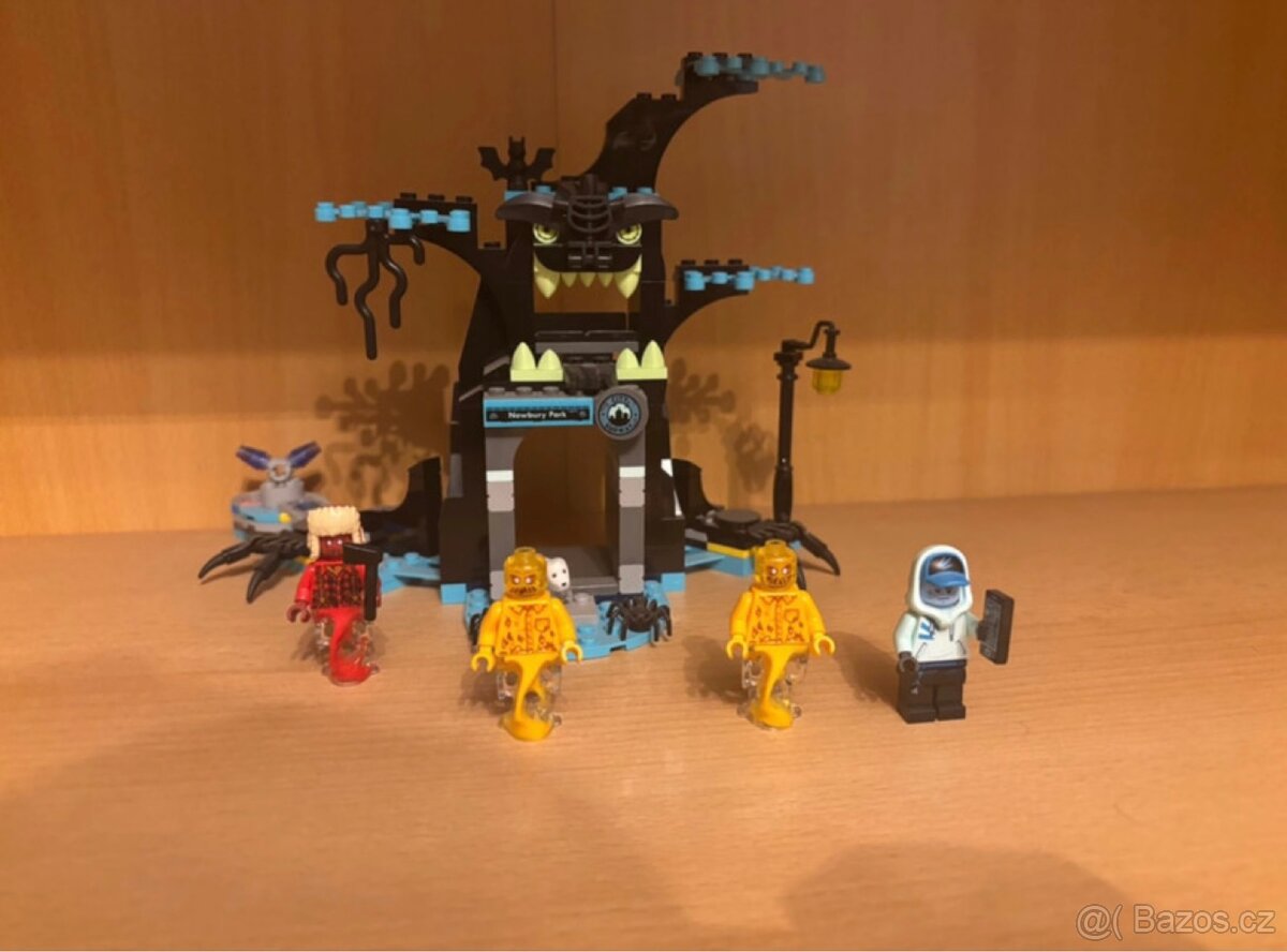 LEGO Hidden Side 70427 Vítej v Hidden Side