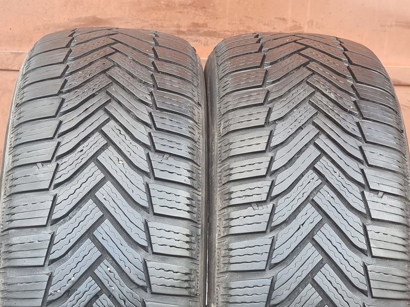 Zimní Michelin 205/55/16