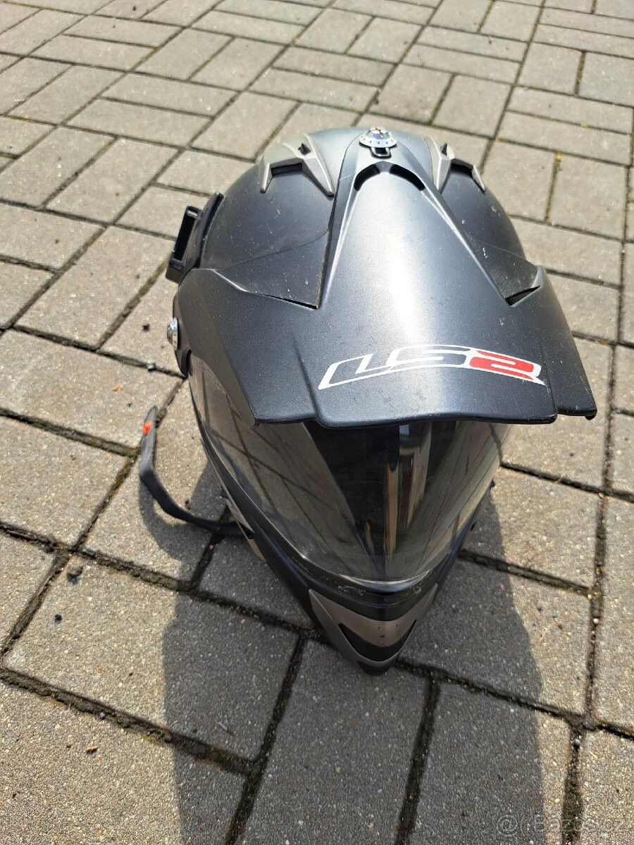 Integrální přilba LS2- VEL. M (57-58 cm)