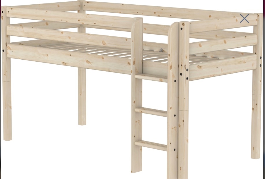 Vyvýšená patrová dětská postel masív borovice