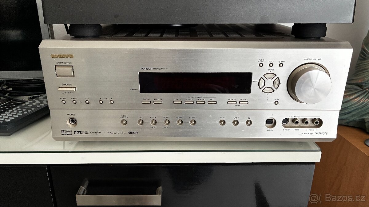 Onkyo TX-SR601E AV receiver