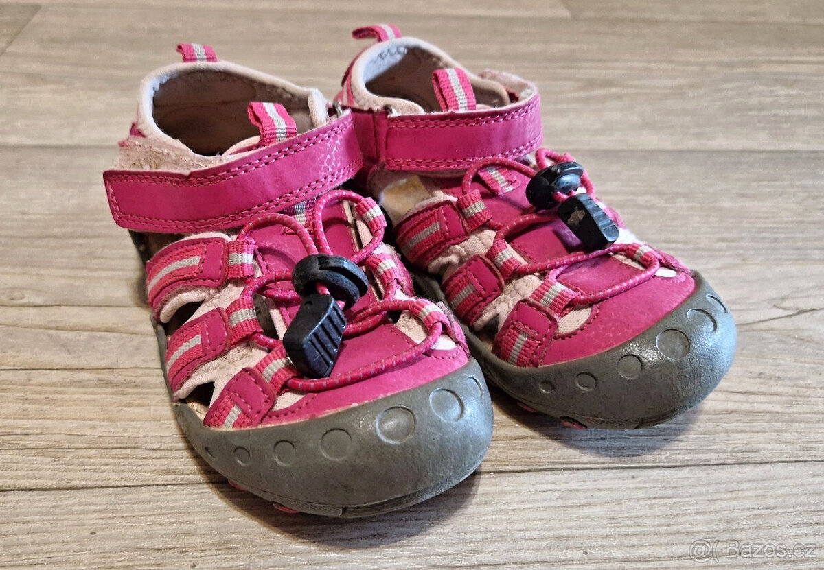 Sportovní sandálky Baťa vel. 28