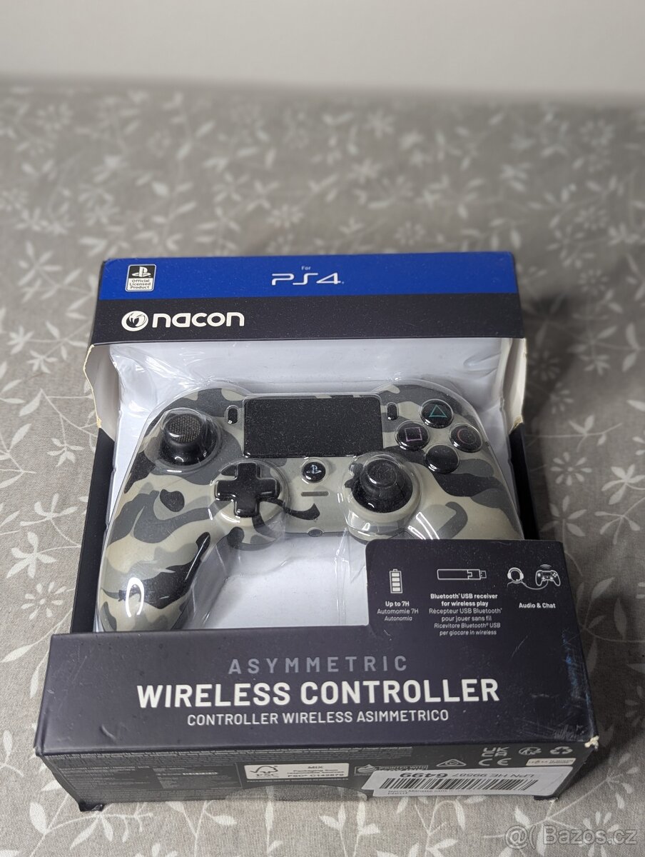 PS4 Nacon Compact ovladač šedá kamufláž Značně použitý