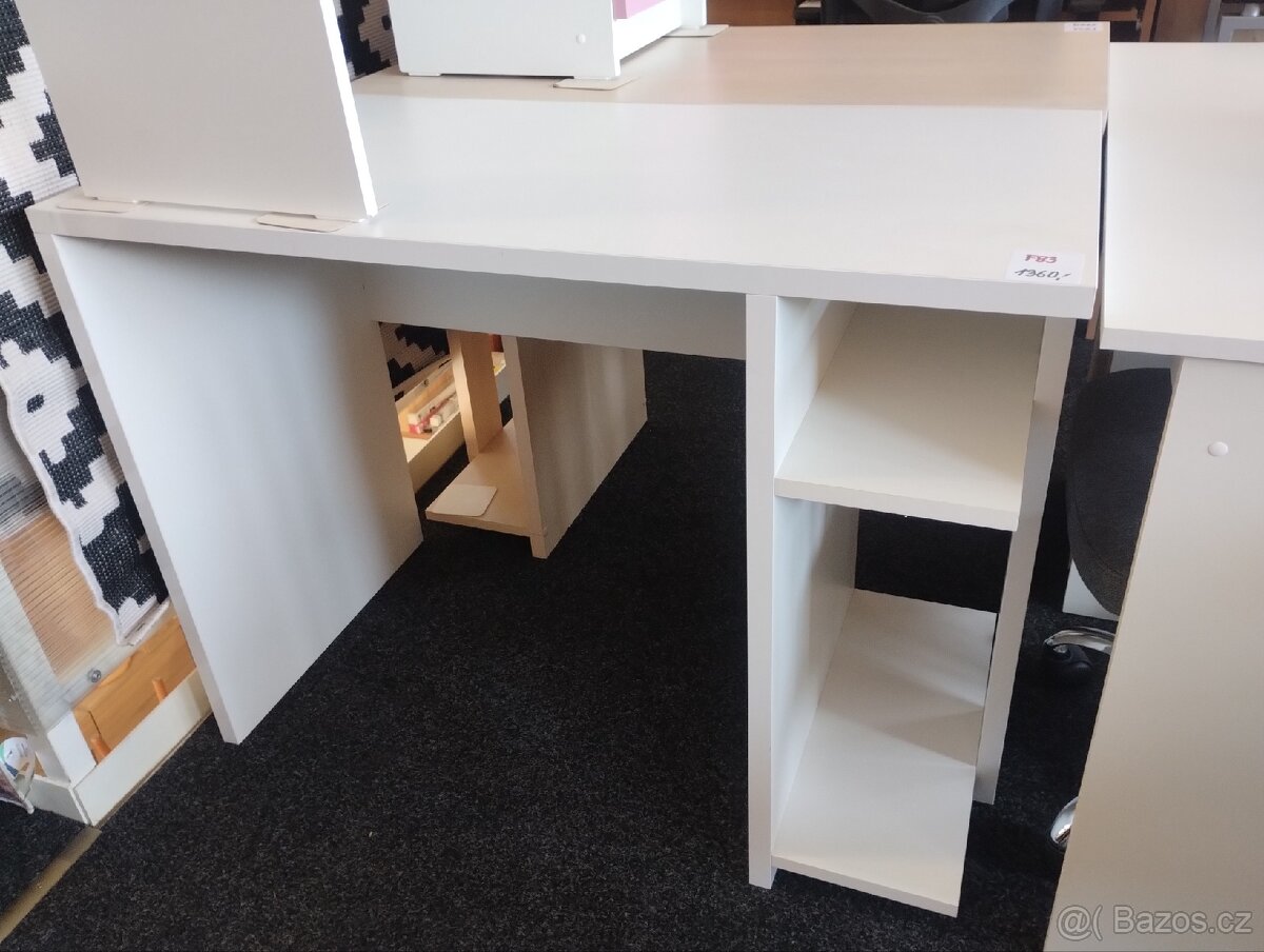 Psací stůl pro prvňáčky, školáky, studenty
