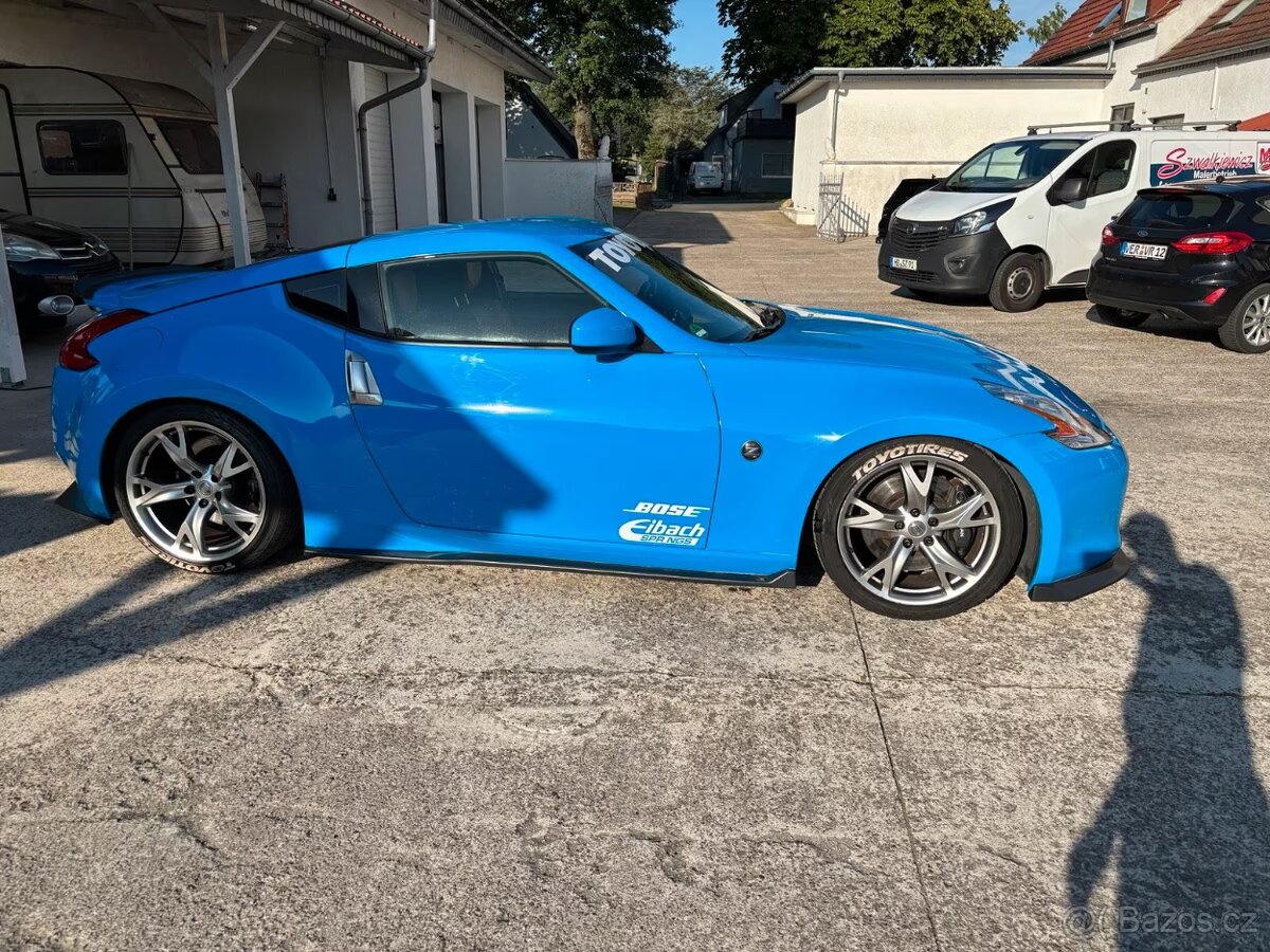 Nissan 370z