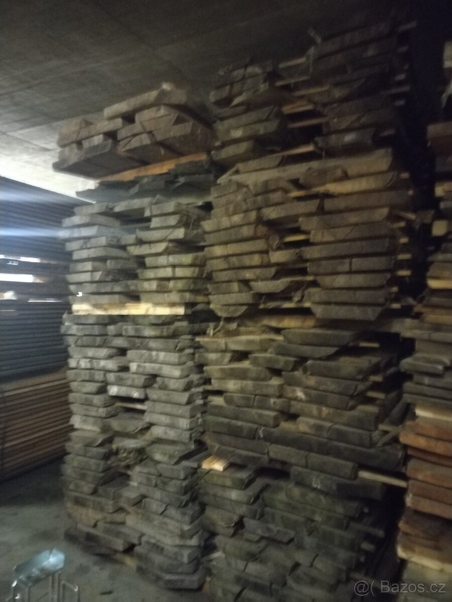 Jasanové fošny a desky