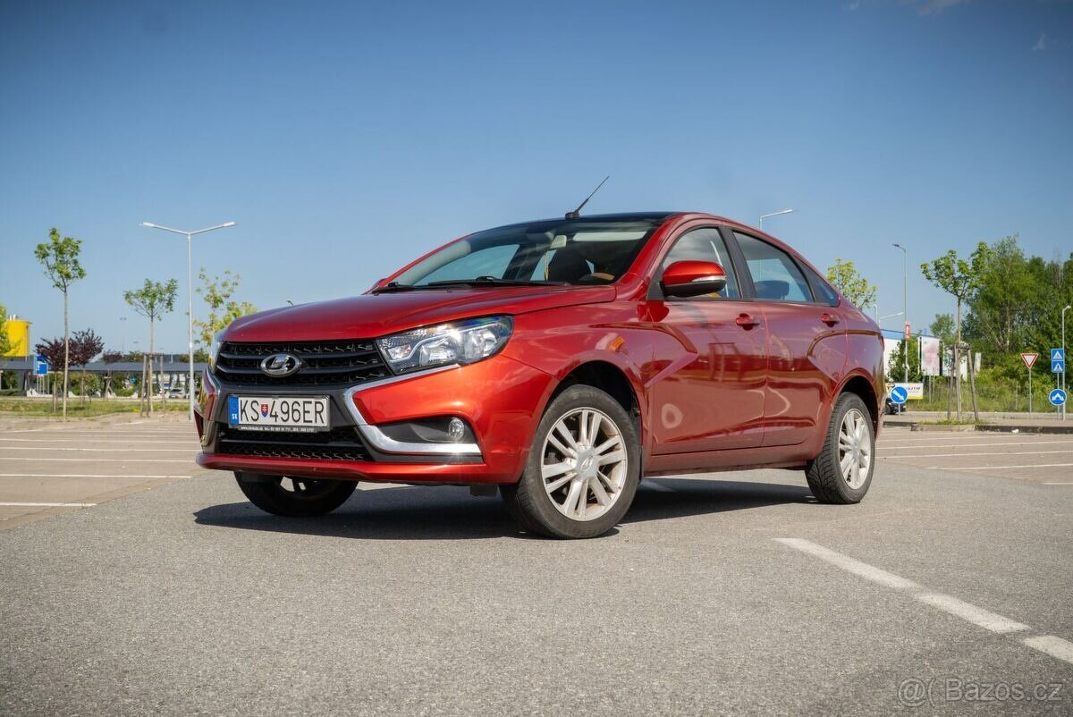 Lada Vesta LUXE Blackline 1.6