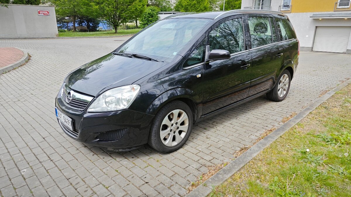 Opel Zafira 1.9 cdi 16v 74kw, 7 míst