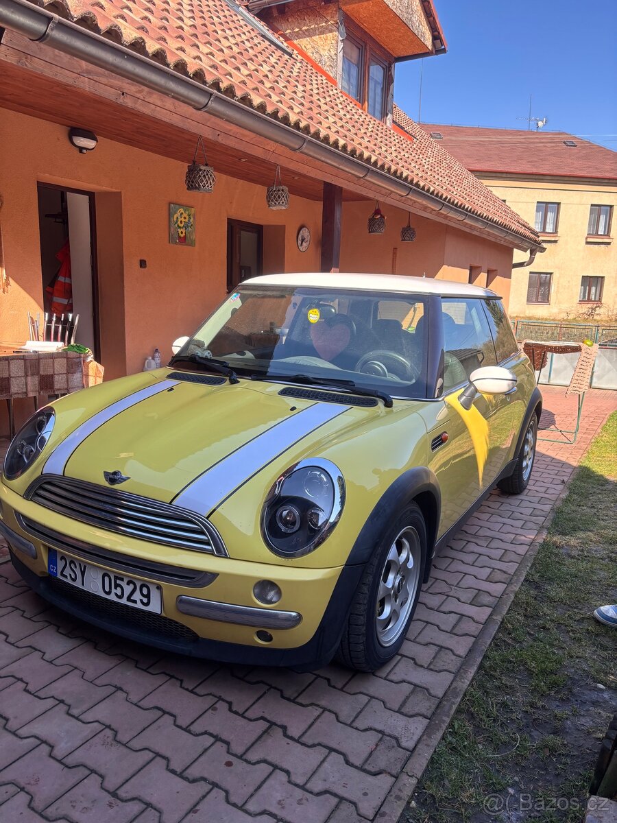 Mini Cooper R50 2002