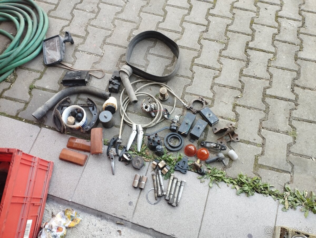 Různé náhradní díly skoda