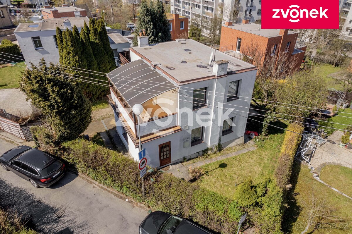 Baťovský jednodomek - k bydlení i podnikání