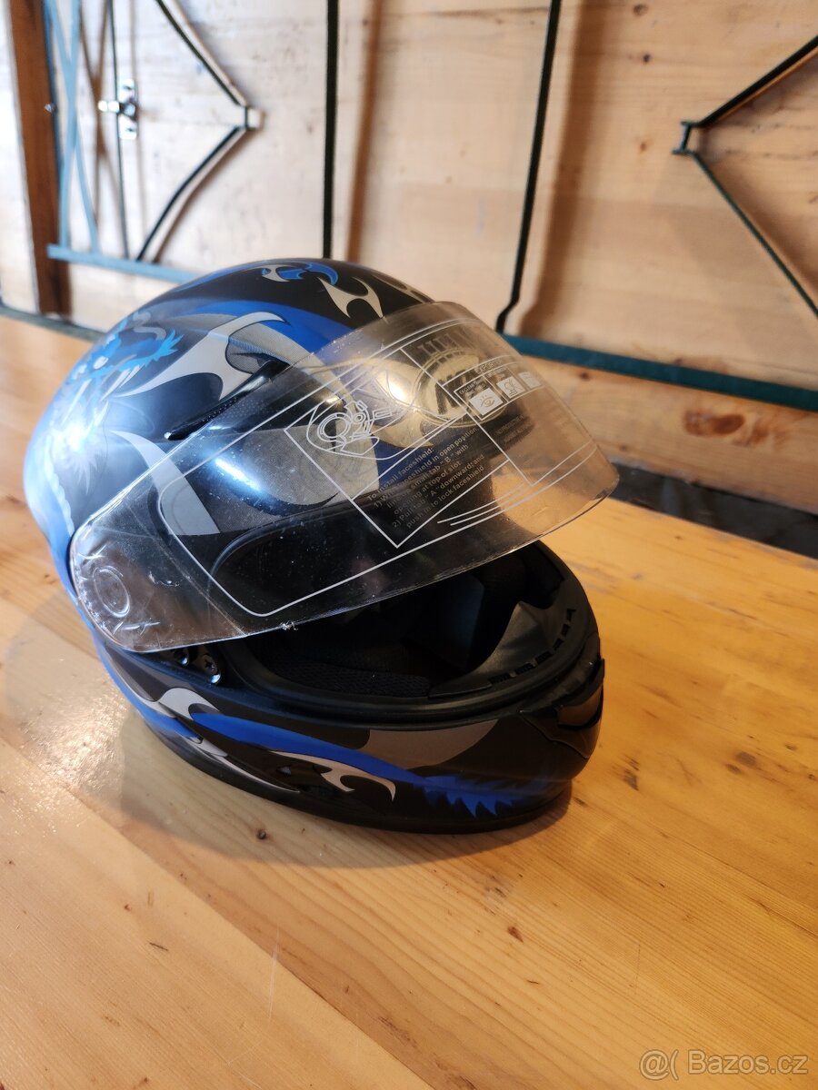 Nová motohelma