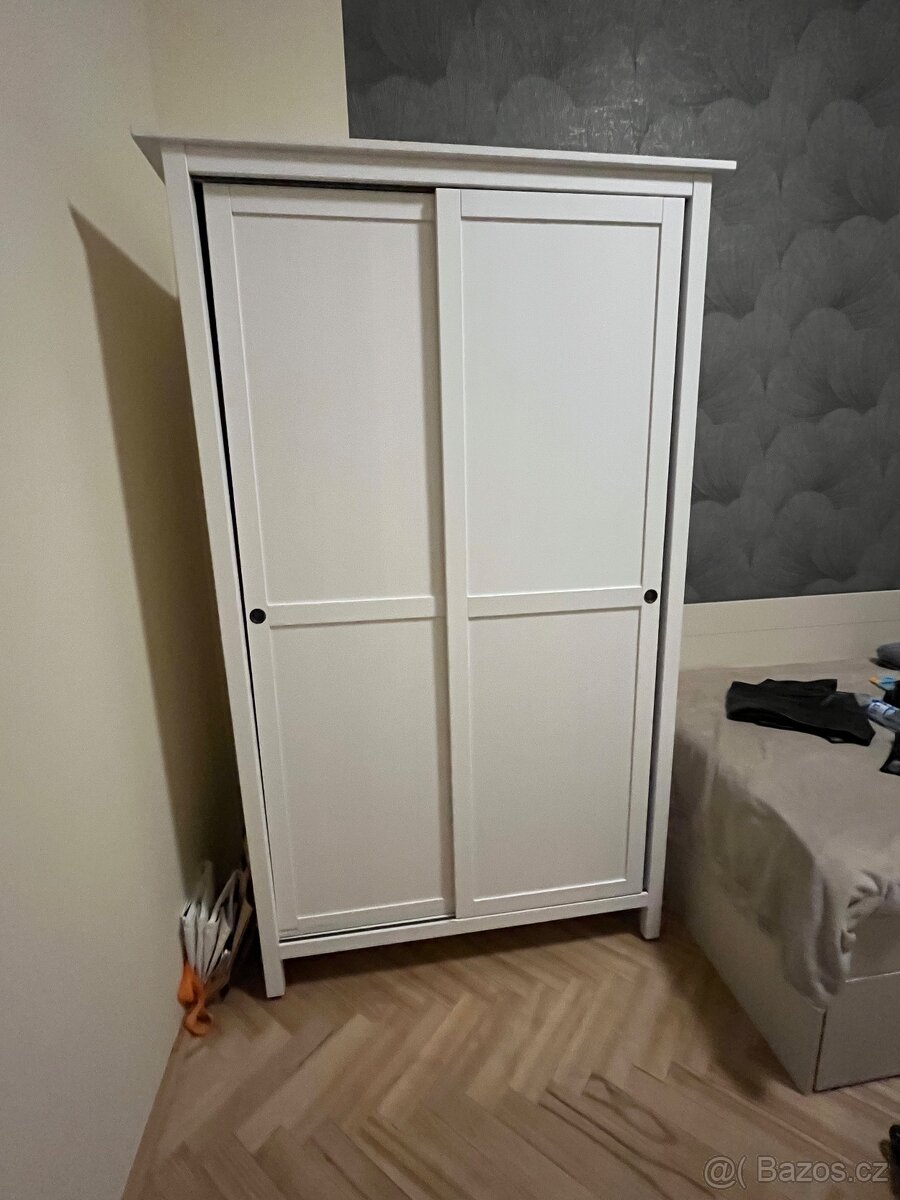 IKEA skříň Hemnes 200x111x56