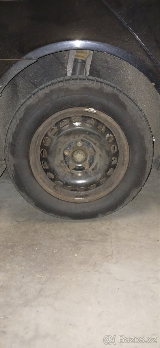 Letní kola Michelin 3-4mm. 195/65 R15