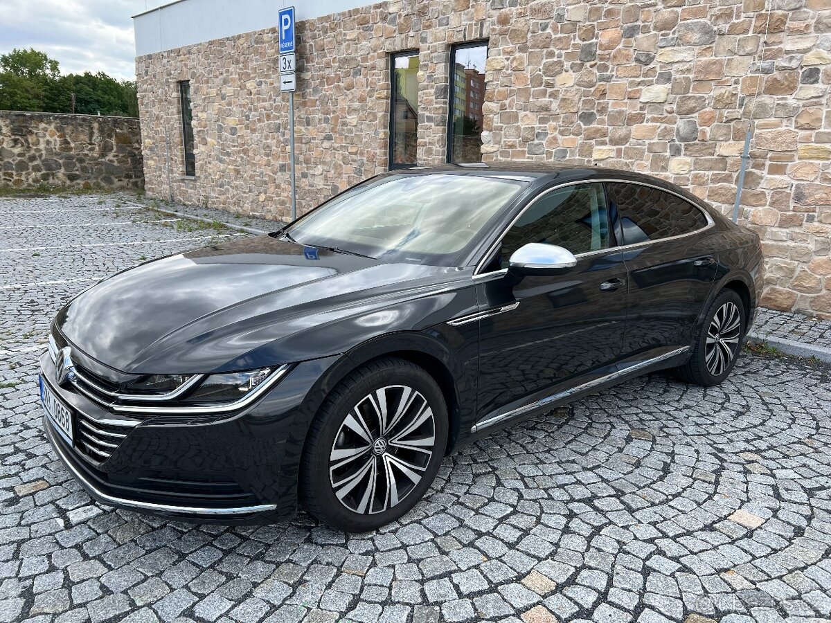 AKCE - Pronájem Škoda Superb 4x4 – UBER | BOLT | LIFTAGO