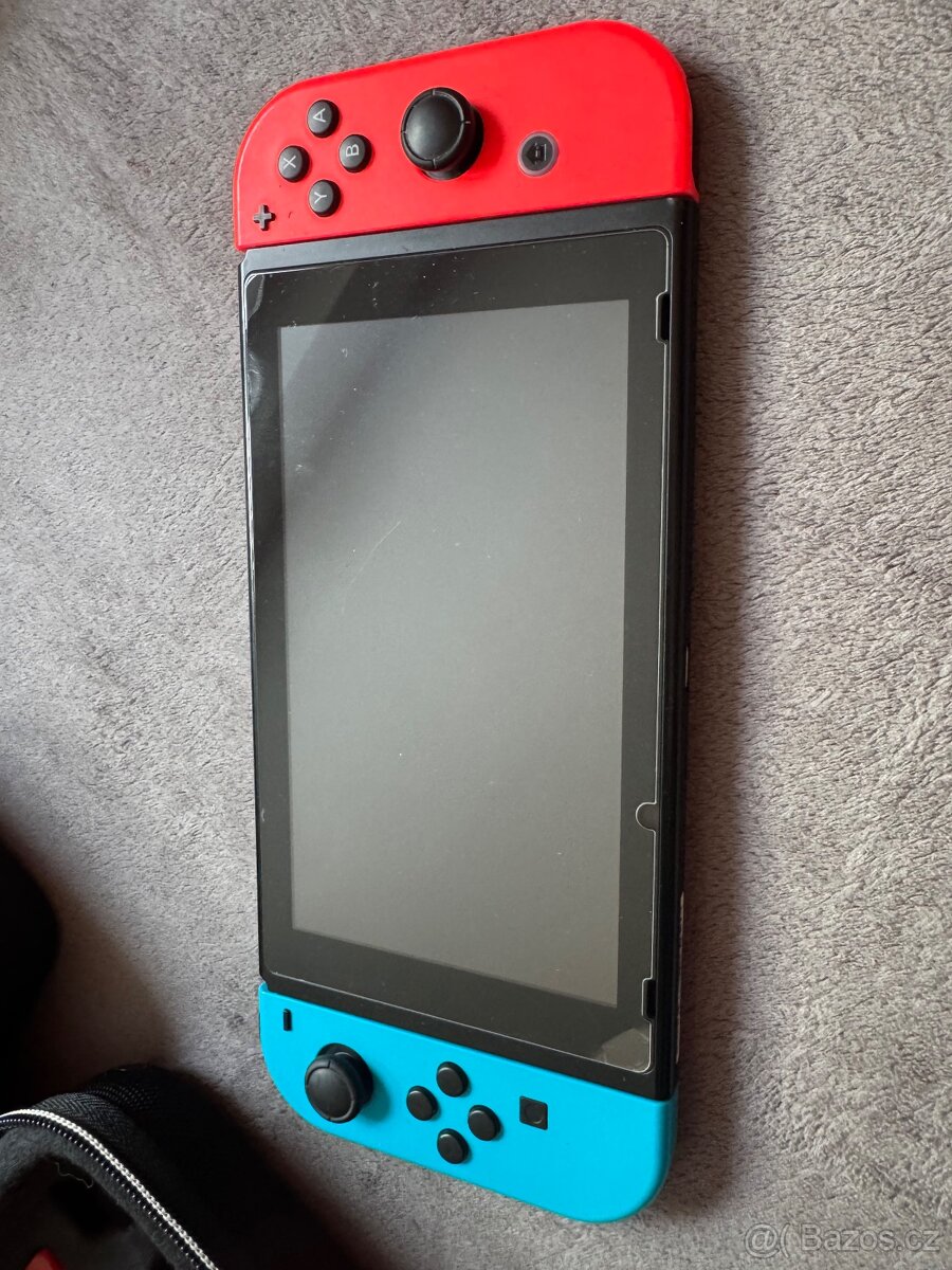 Nintendo switch mnoho her
