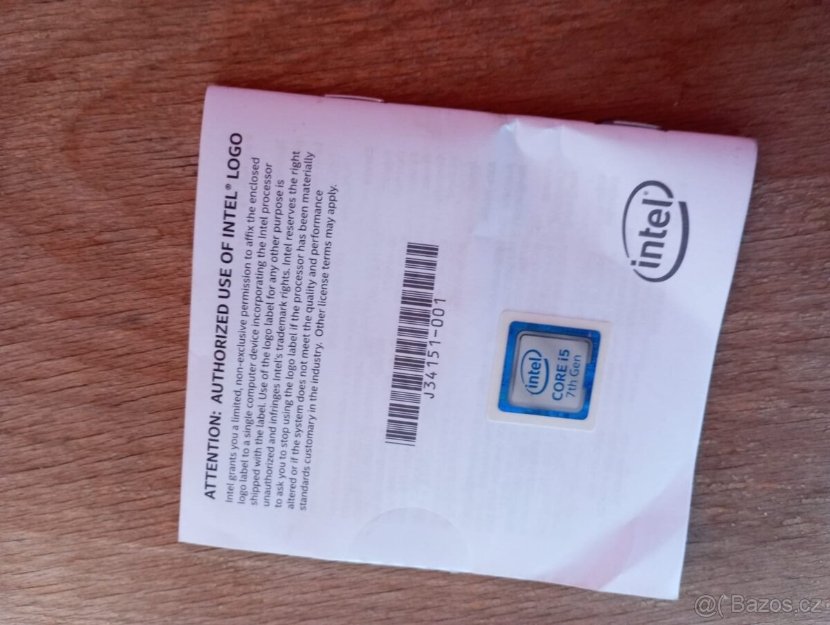 Intel nálepka. Vhodné pro zběratel.