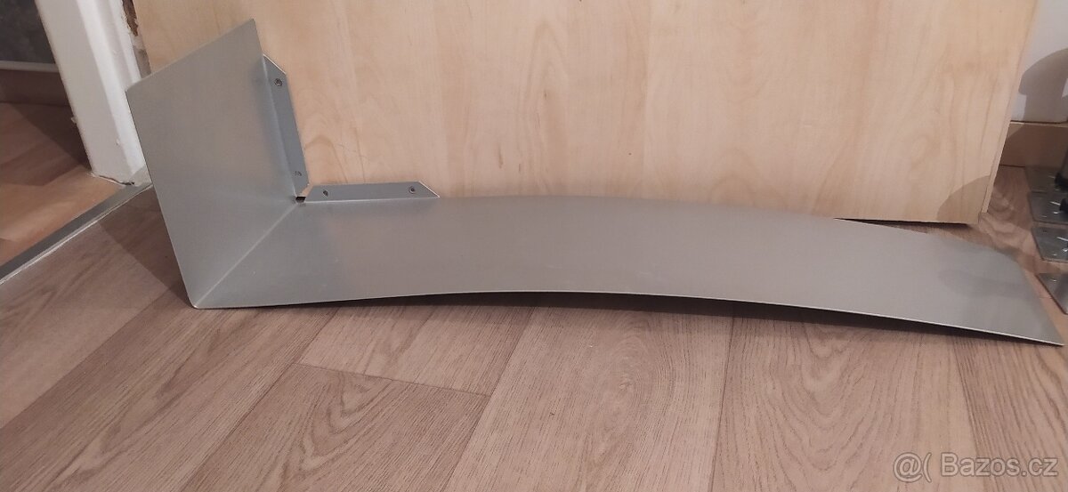 Ikea, police