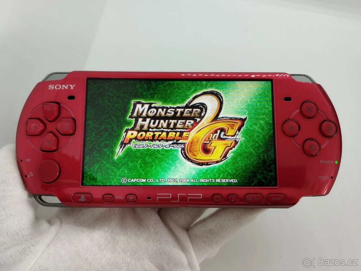 PSP 3000 radiant Red včetně boxu